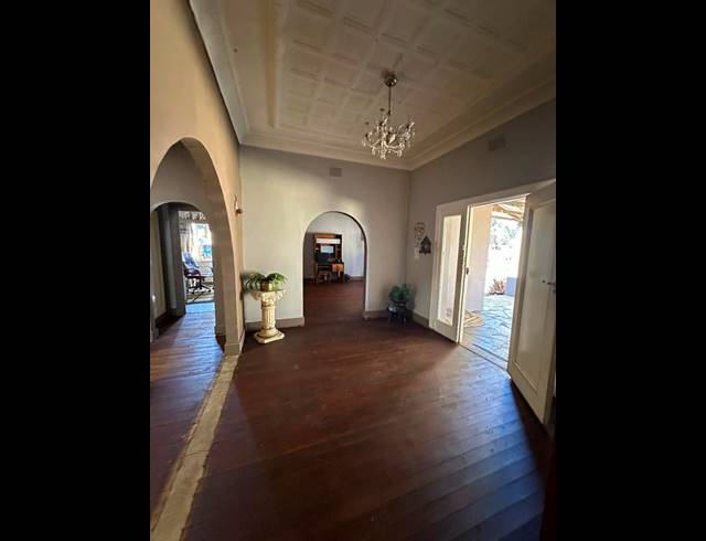 3 BEDROOM HOUSE FOR SALE IN SELECTION PARK